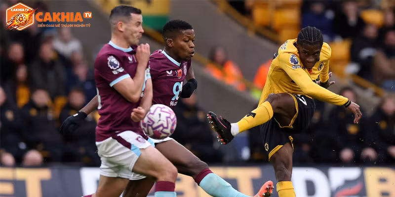 Soi kèo Burnley vs Wolves chi tiết